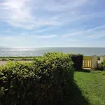 Apartment Palais Sur - Face Sur La Corniche De Nauzan